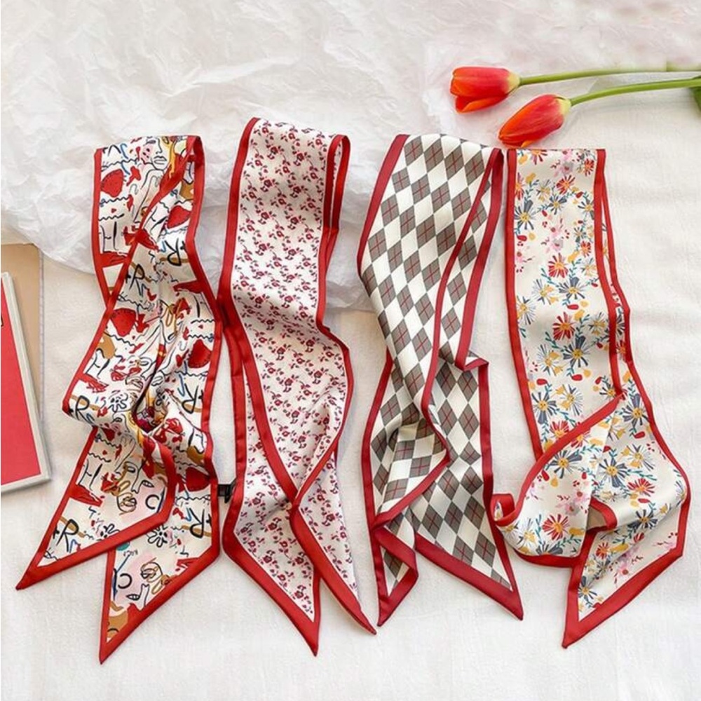 NEW Set of 4 Red and Cream Patterned Twilly’s